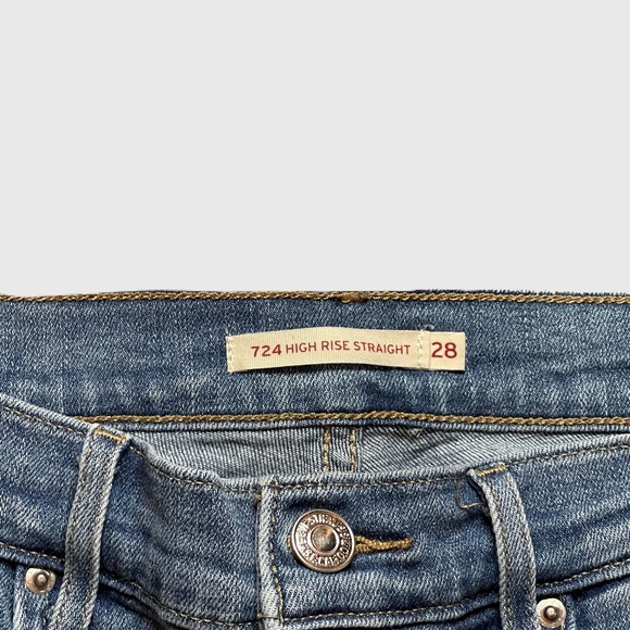 Woman’s 724 Levi jeans (high rise straight) - Picture 5 of 6